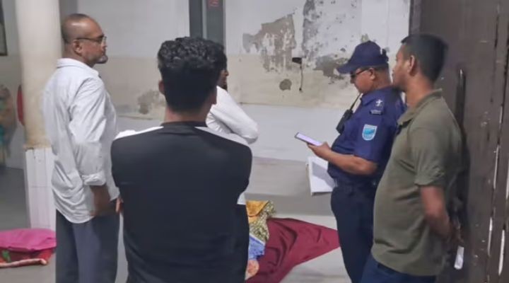 গোপালগঞ্জে ছেলের ধাক্কায় মায়ের মৃত্যু, ছেলে পলাতক